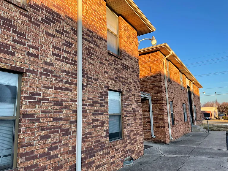 2159 East Macs Court — Photo 4