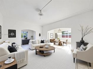 297 Eucalyptus Dr, Hialeah, FL 33010