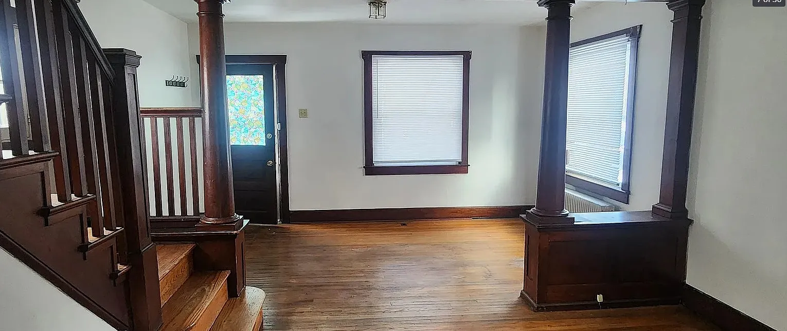 3 bed, 1054 sqft, $1,575 — Photo 4