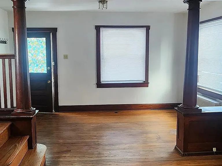 824 Highland Ave — Photo 4