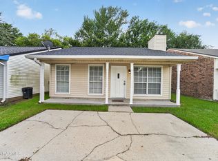 132 Gena Marie Dr, Lafayette, LA 70506