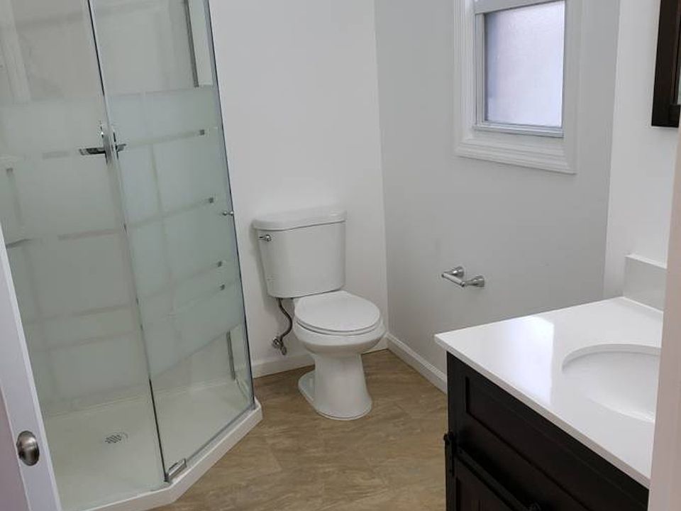 2nd image of 305 Church St APT 2A