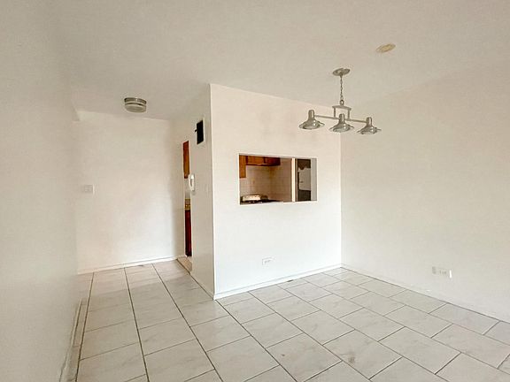 3rd image of 8770 173rd St APT 7E
