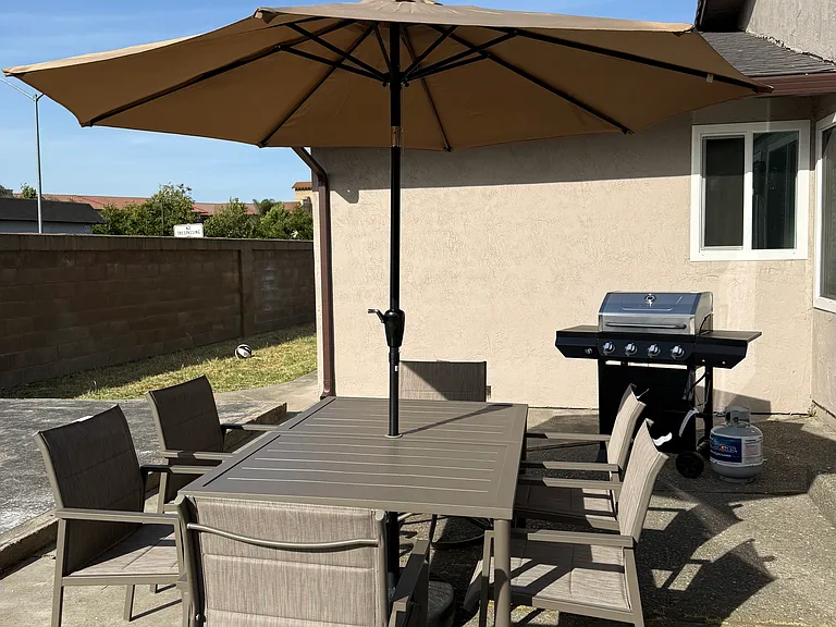 829 Cambridge Dr — Photo 15