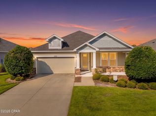 220 Laurel Oak Ln, Panama City Beach, FL 32413