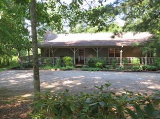 915 Swan Rd, Crossville, TN 38555