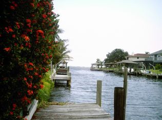 1715 E Riviera Dr, Merritt Island, FL 32952