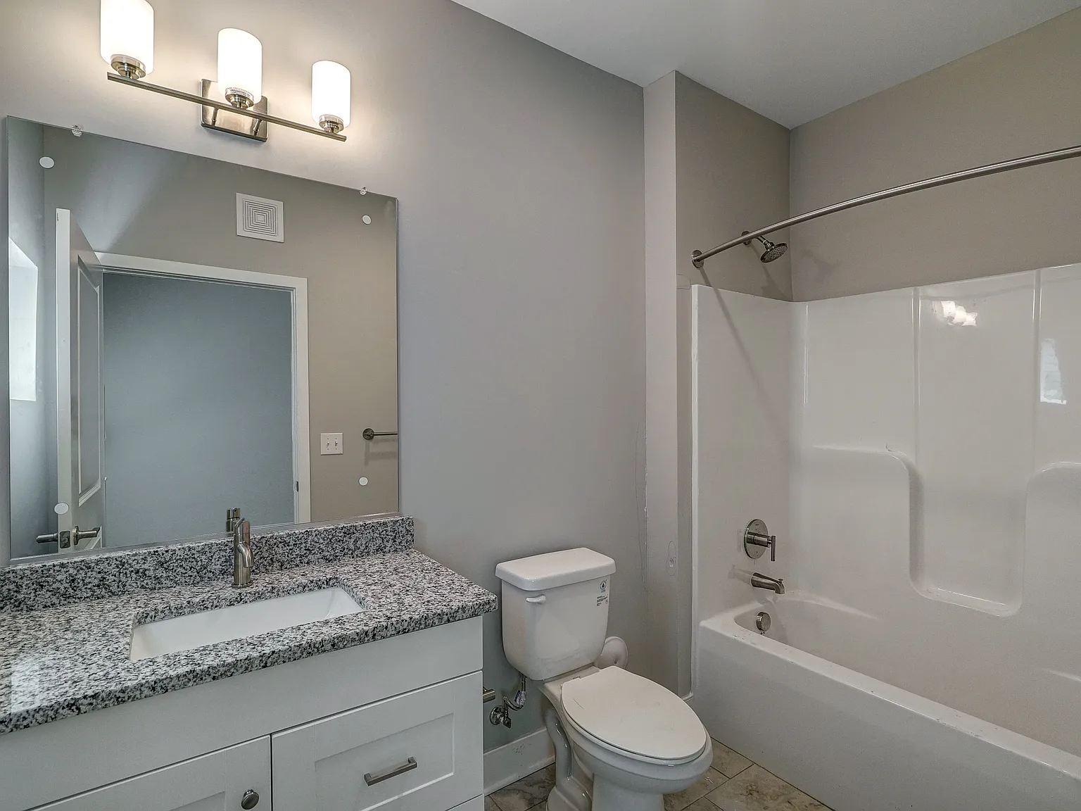 1 bed, 643 sqft, $1,395 — Photo 4