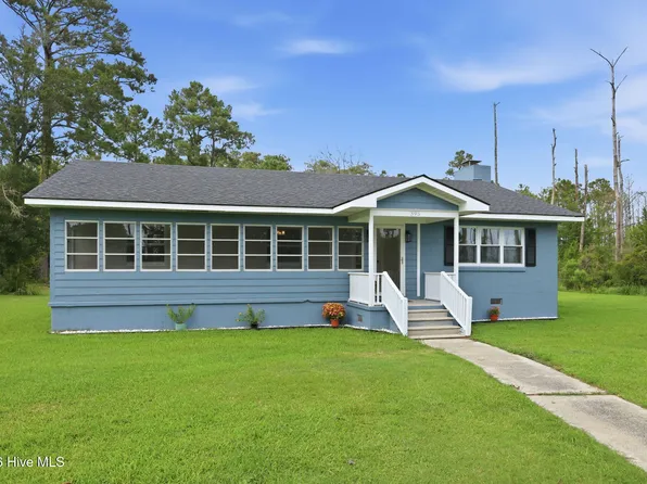 395 Nelson Neck Road, Sea Level, NC 28577