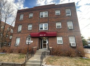 912 S 17th St APT B3, Lincoln, NE 68508