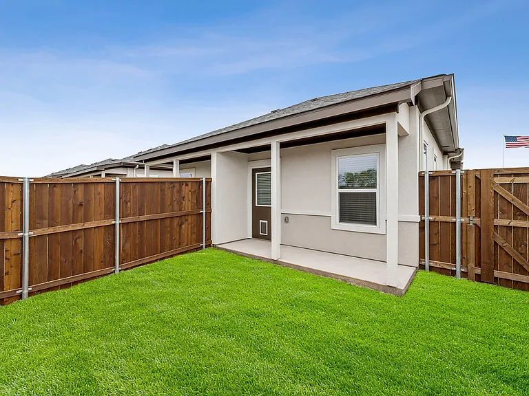 A3-Agave - Private Fenced Backyard A3-Agave - Private Fenced Backyard