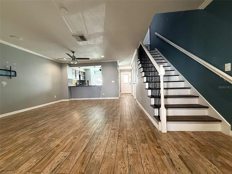 16335 Rambling Vine Dr W — Photo 5