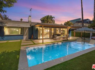 4831 Collett Ave, Encino, CA 91436