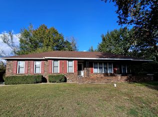 1921 Carolina Pl, Joplin, MO 64801