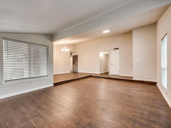3rd image of 3209 Pamela Pl