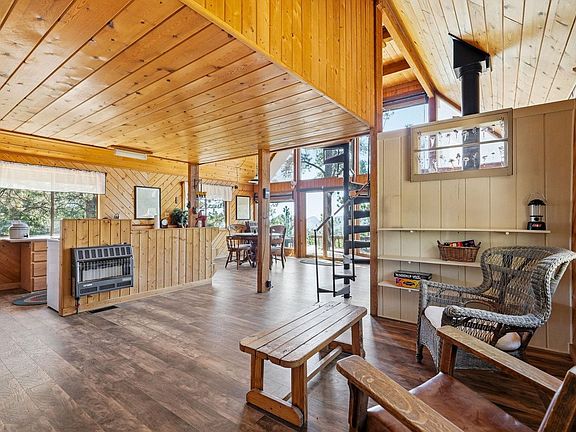 3rd image of 76 Cairn Ct