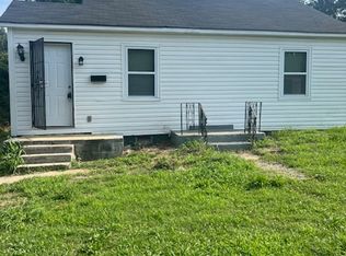 44 W Peebles Rd, Memphis, TN 38109