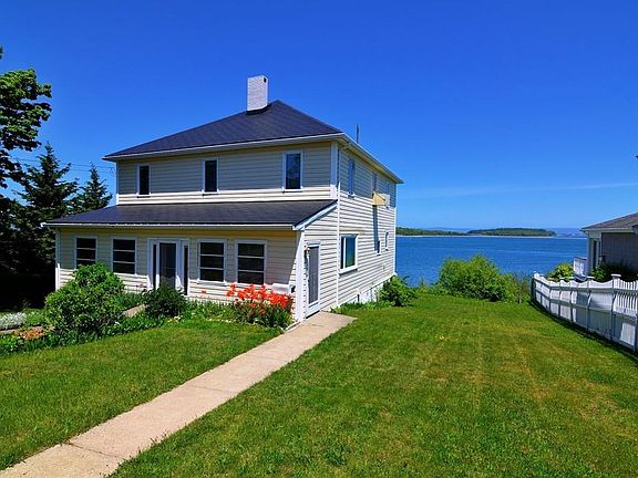 2nd image of 125 Sea Ave