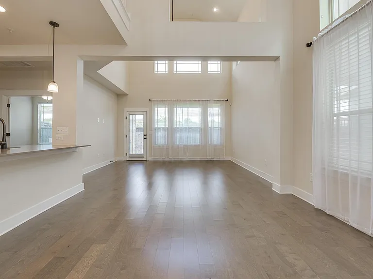 7906 Wildcat Pass — Photo 6