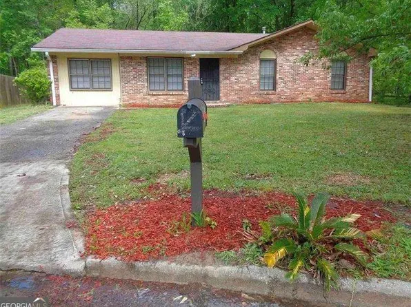 400 Cedar Wood Ct, Atlanta, GA 30349