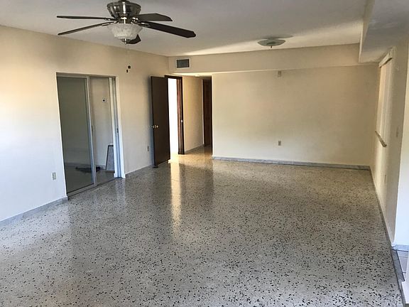 3rd image of 323 NW 45th Ave
