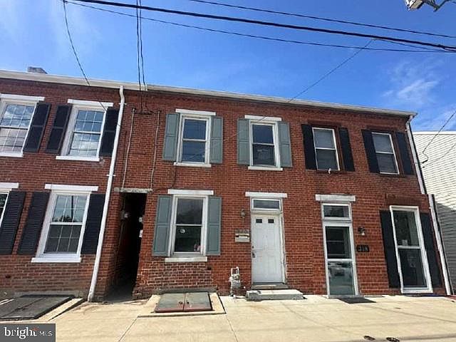 1st image of 320 S Front St