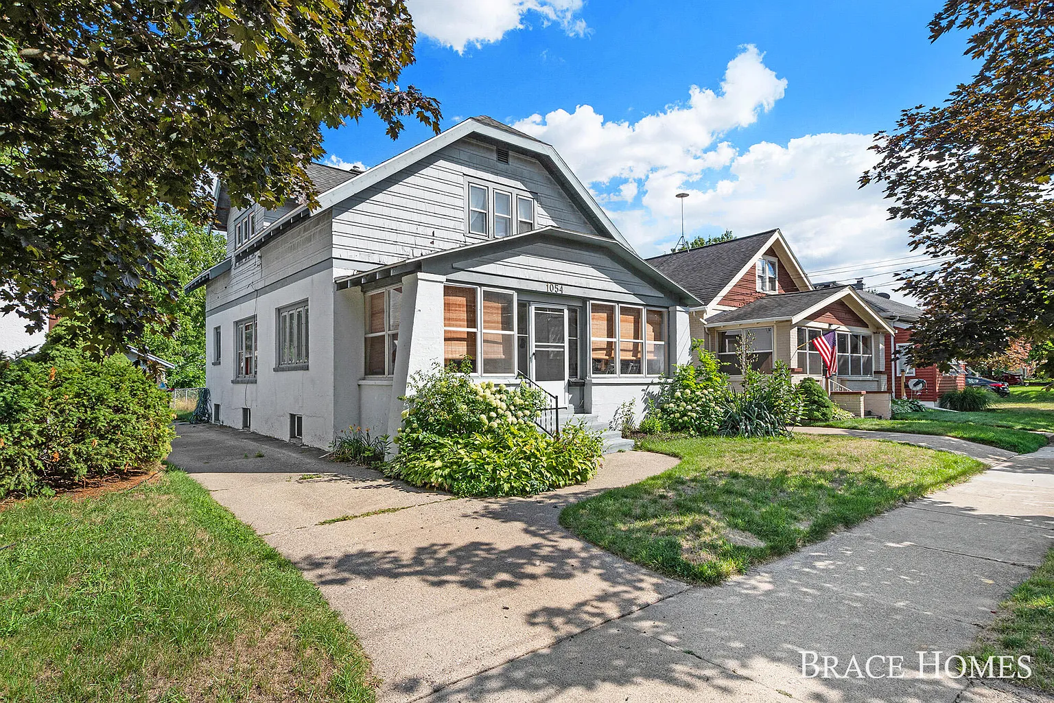 1054 Patton Ave NW photo 1
