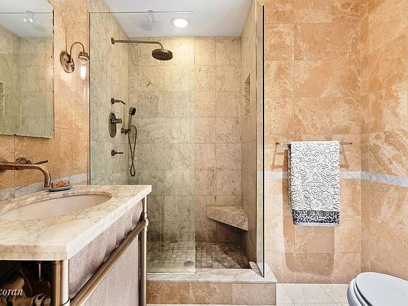 4th image of 205 E 10th St APT 2C