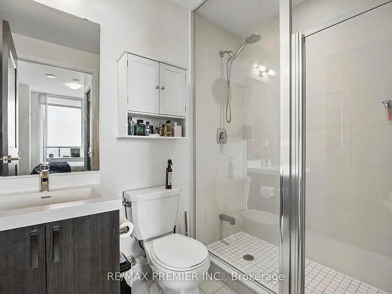 7895 Jane St #1717 — Photo 40
