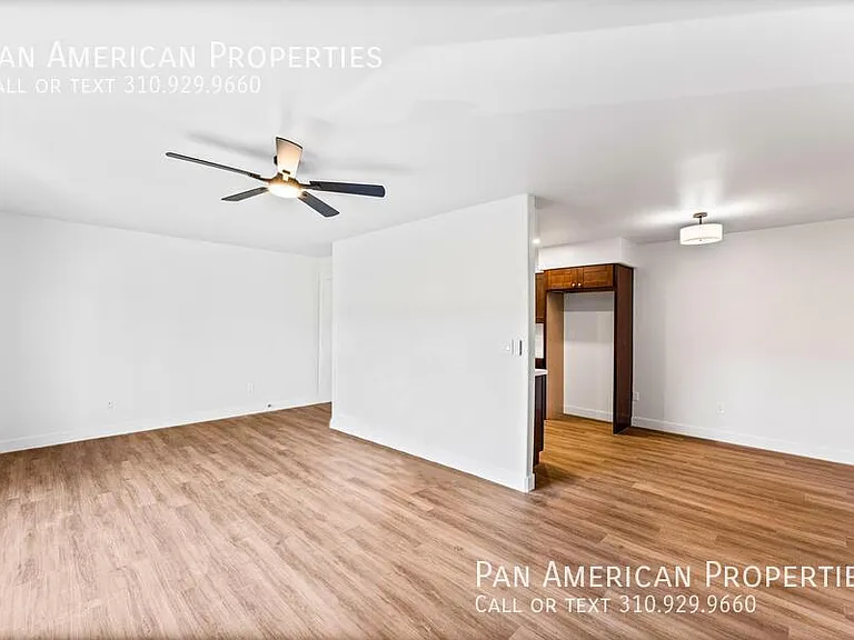975 Laguna Dr #19 — Photo 7