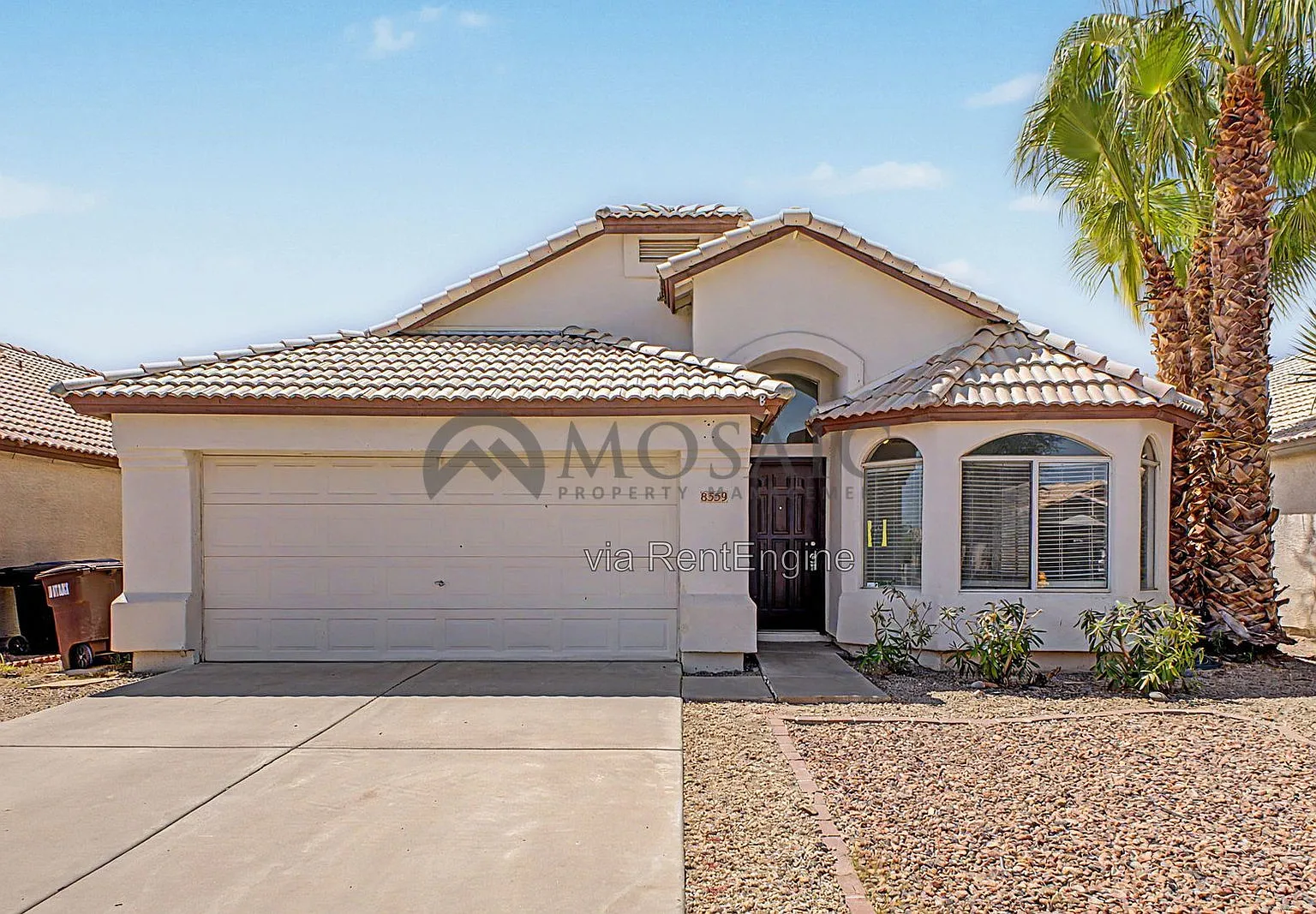 3 bed, 2.0 bath, 1615 sqft, $2,050 — Photo 2