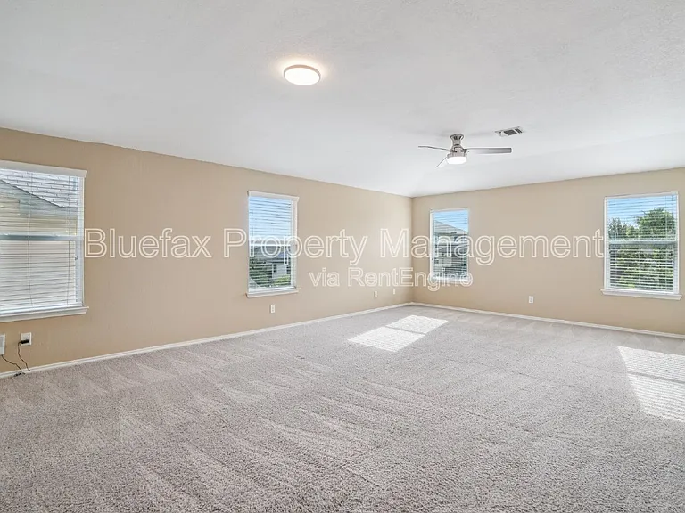 1814 London Blue — Photo 20