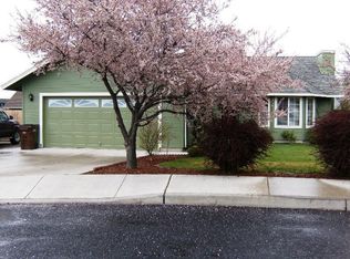 922 NW 20th Ct, Redmond, OR 97756