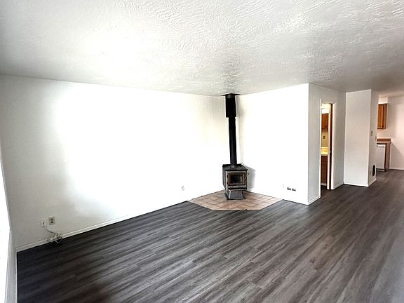 2nd image of 3686 47th Ave NE #3686