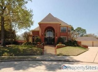 2319 Sycamore Grove Dr, Houston, TX 77062