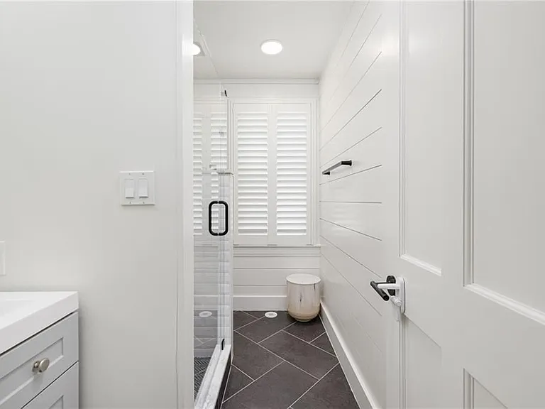 8 Cross St #1 — Photo 24