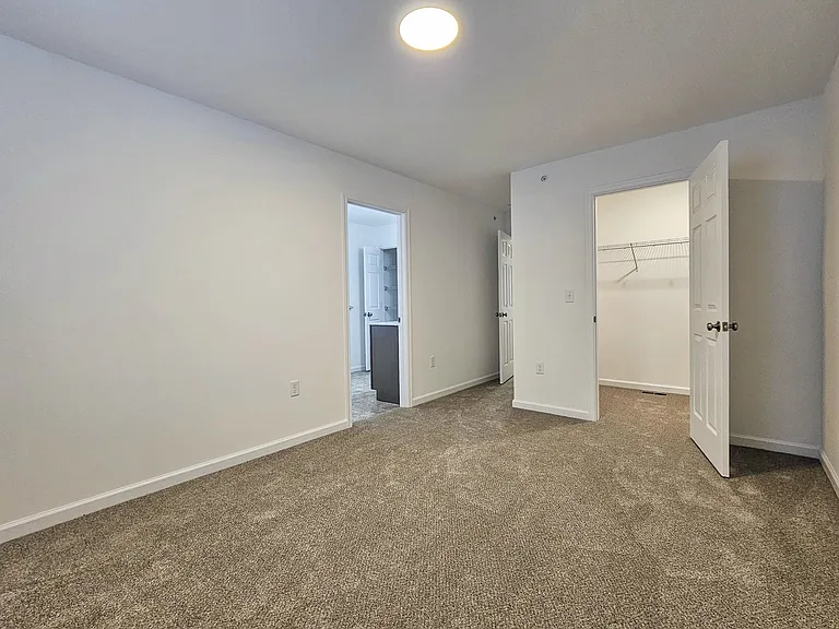 4 Sand St — Photo 22