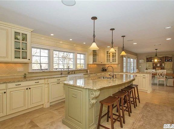 3rd image of 7A Williamsburg Dr