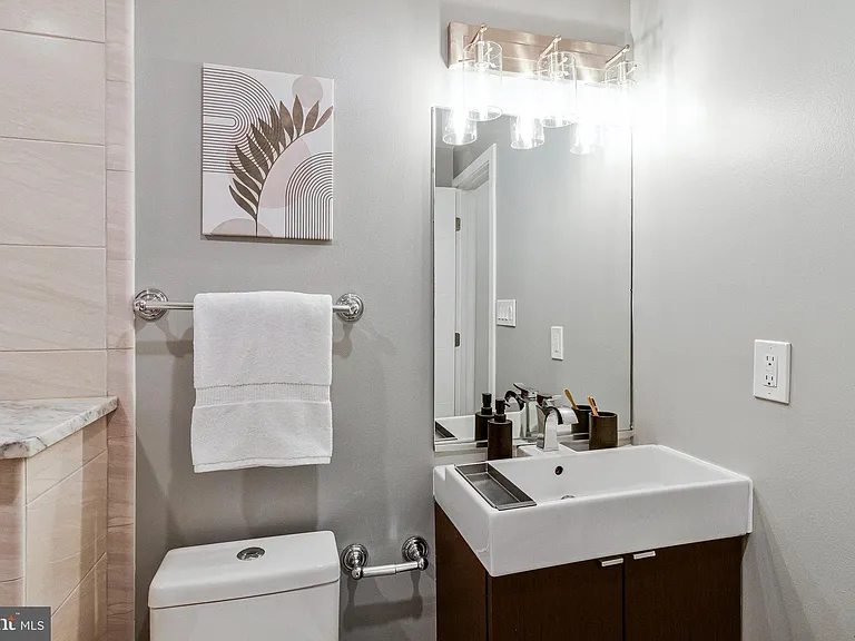 756 Park Rd NW #2 — Photo 13