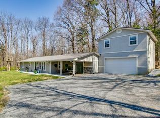 128 Tom Pate Rd, Johnson City, TN 37604