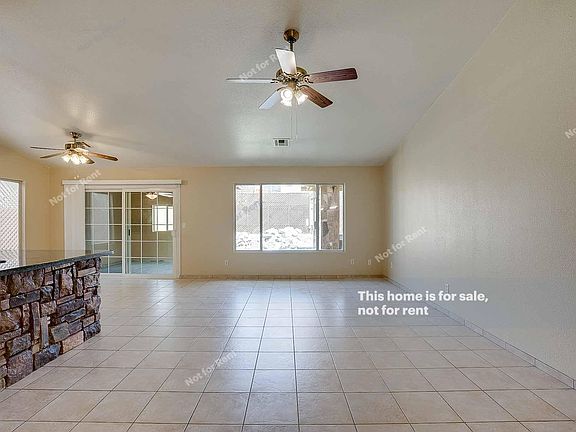 5th image of 1410 W Grovers Ave