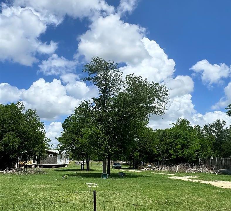 2nd image of Arnold Dr