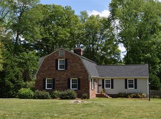 1348 Braeburn Rd, Charlotte, NC 28211