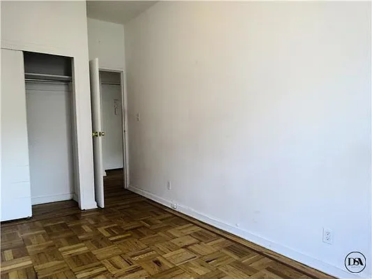 Rented by DSA Realty | media 35