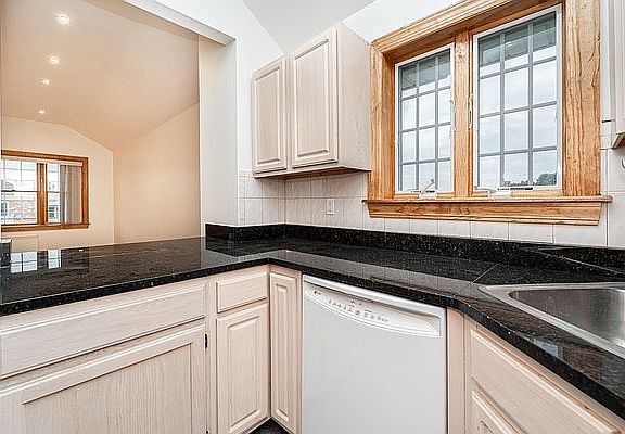 2nd image of 19-31 77th St #3B