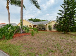 1925 SE Airoso Blvd, Port Saint Lucie, FL 34984