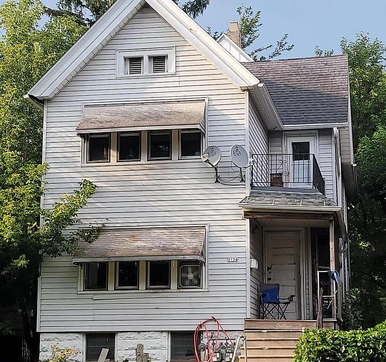1st image of 2134 W Lincoln AVENUE