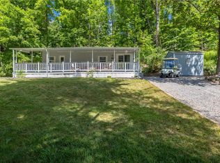 6351 N Vine Valley Rd #11, Middlesex, NY 14507