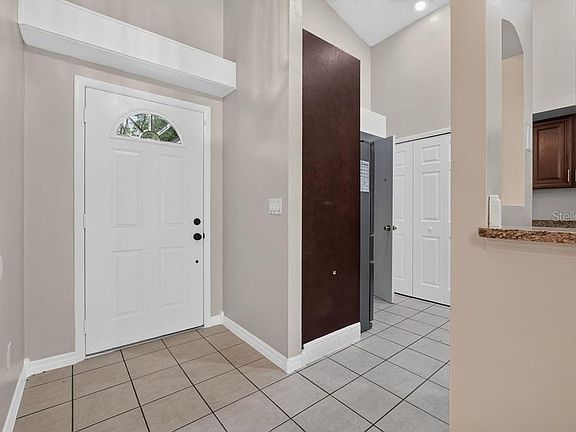 3rd image of 97 ABBEY HOLLOW DRIVE