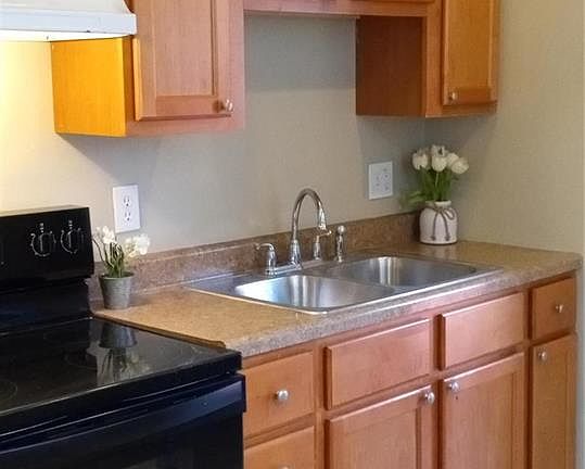 3rd image of 1148 Aubert Ave